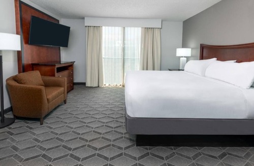 Park Central Hotel | Ensuring a Very Comfortable & Memorable Stay! 4 Comfortable Units, Indoor Pool!