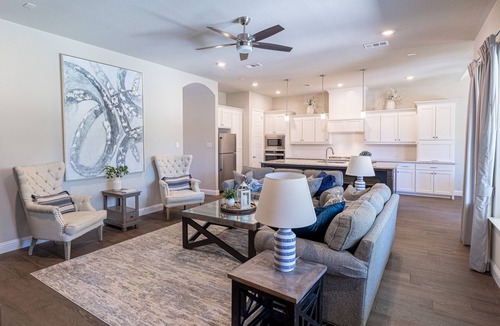 Arlington House | Entertainment District: Game Room Hot Tub Putting Green 4 Baths Walk to Stadiums