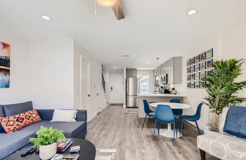 South Lamar Condo | Entire 2 floor condo @ heart of ATX