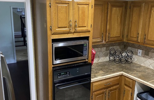 Oak Creek House | Entire House, Near Sea World, Six Flags, Lackland AFB,