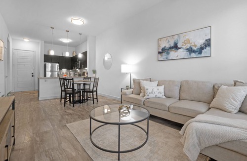 Cedars Apartment | Entire Unit Downtown Dallas, Texas - City Views near Convention center