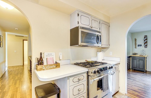 Eugene House | Eugene Escape w/Covered Patio: 4 Mi to UO!