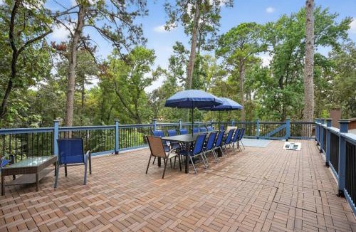 Pointblank House | Evergreen Estate Laketown, Fishing and Peaceful