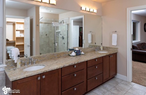 University Area House | Exceptional Accommodations for Larger Families & Groups