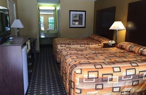 Longview Hotel | Executive Inn & Suites