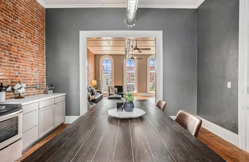 Marshall Apartment | Executive Suite