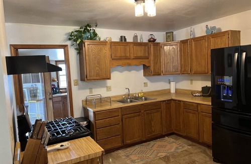Newnata House | Experience Spring and Summer at a private Ozark Mountain Homestead
