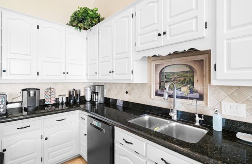 Helotes House | Experience Vista Grande: 4600 sq ft. of Luxury - Heatable Pool and City Views