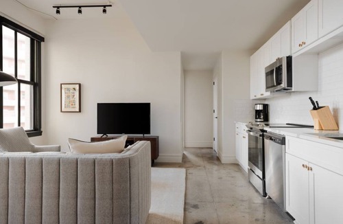 Downtown San Antonio Condo | Explore San Antonio’s Historic Heart with Modern Comforts