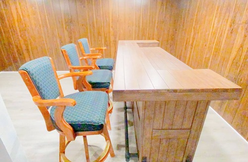 Stevens Point House | Express Gateway in Stevens Point with fully enclosed fence for backyard!