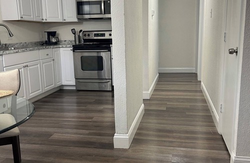 South Arlington Condo | Fabulous 2-bedroom condo in Arlington with WiFi access