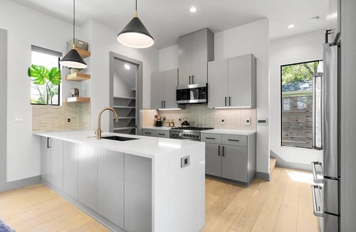 Galindo House | Fabulous 2-bedroom townhome in vibrant Austin. Close to downtown!