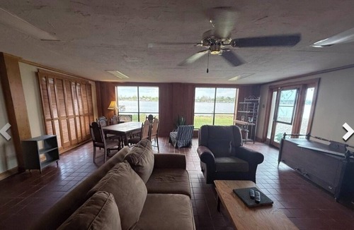 Livonia House | False River retreat home