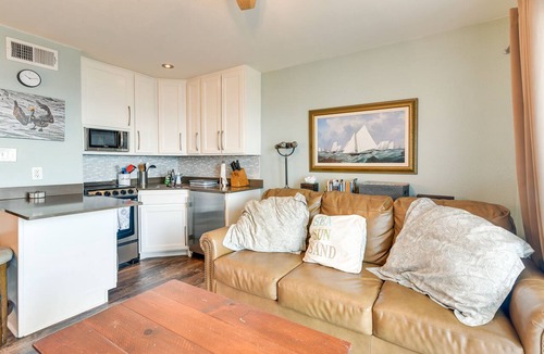 Galveston Condo | Family Beach Retreat w/Pool & Views in Galveston