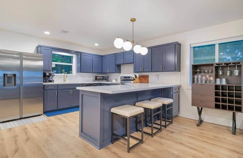 Pointblank House | Family Cove Retreat - newly remodeled!