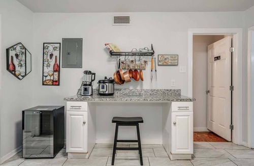 Shearer Hills - Ridgeview House | Family fun 4bed/2bath with pool