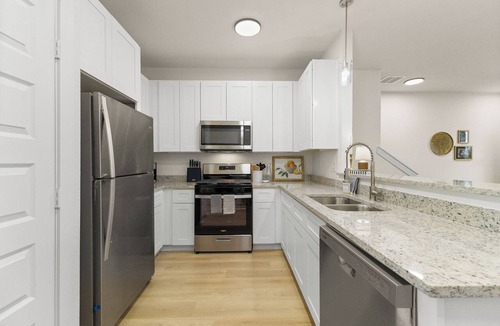Castroville House | Family Retreat Near SeaWorld + Park & Pickleball