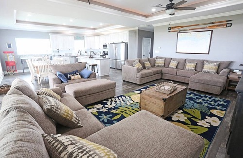Grand Isle House | Family Tides - Beachfront - Island Realty