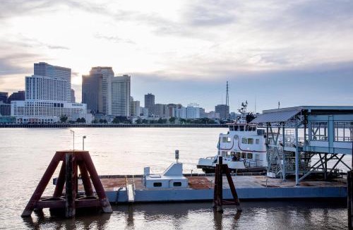 U.S. Naval Base Hotel | Federal City Inn & Suites