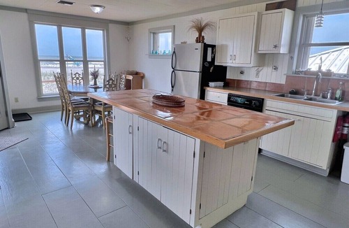 Grand Isle House | Fin and Bridge - New Beachfront - Island Realty