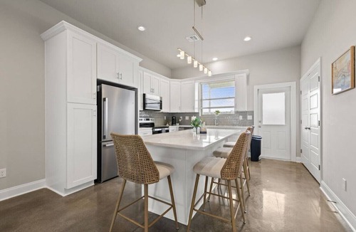 Youngsville House | FireFly House-By SportsComplex-Walk2Food/Shops