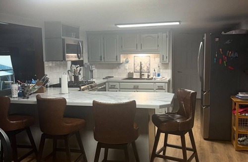 Negreet House | Fisherman’s paradise waterfront. Boat ramp on property sleeps 6. 2-2.