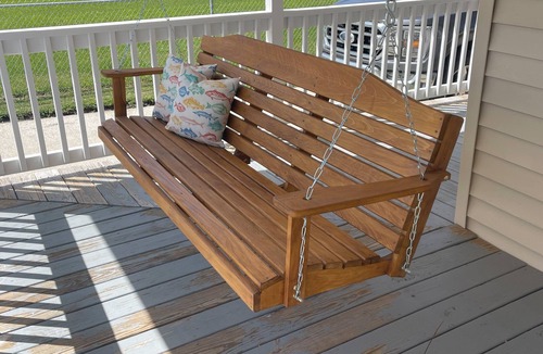 Chauvin House | Fishing, Crabbing, Relaxing. You will enjoy whichever you decide to do.