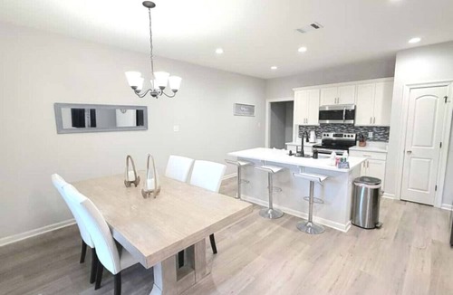 Highlands - Perkins House | Fleur de Fun Krewe Fortress in Baton Rouge- CL5612