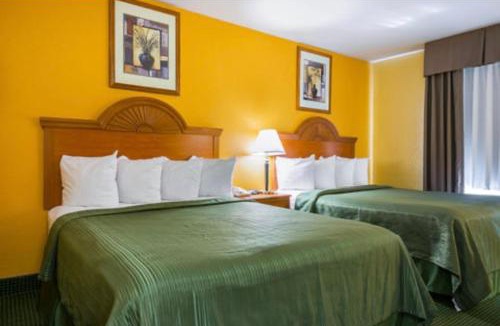 Franklin Hotel | Franklin Inn & Suites