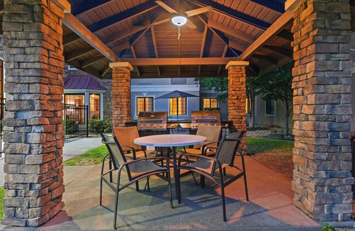 Round Rock West Apartment | Free Breakfast Buffet. Outdoor Pool. Gym. Great for Business Travelers!