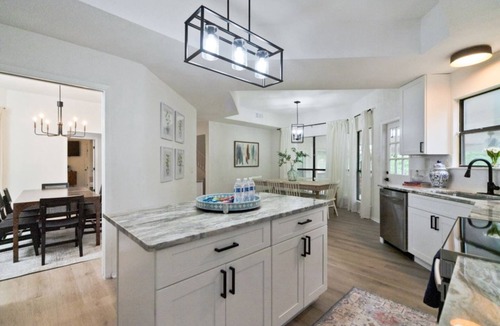 Wetmore House | *Free Heated* Pool & Hot Tub, Large Home, King Bed