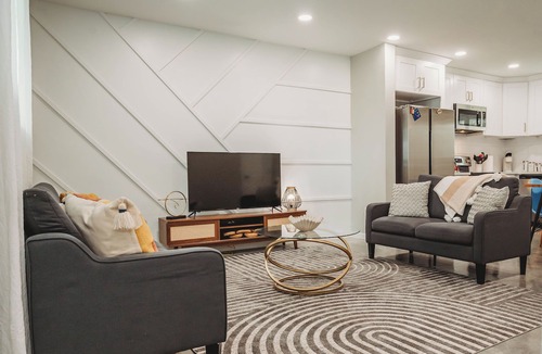 Freetown - Port Rico House | Freetown Blueplex Downtown Unit A 2br/2.5ba