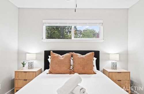 Cherrywood Apartment | Fun For All in Modern Apt Pool and Grill and Dog Park