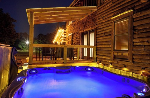 Lequire Cabin | FUN! Log Cabin Hot Tub & Game Room w Pool Table Pets OK 3BR/2BA Sleeps 10