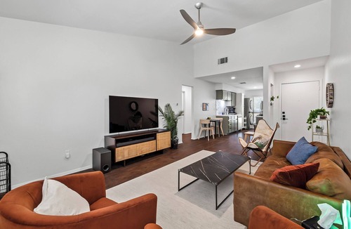 Quail Hollow House | Funky Austin Getaway: 2-bedroom minutes away from Q2, Domain, & more.