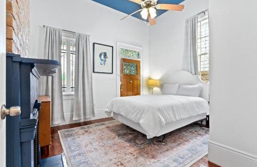 Faubourg Marigny House | Game room & patio - walk to French Quarter