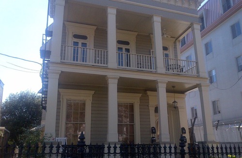 Garden District Apartment | Garden District! Spacious 1BR Gem!! 1/2 Blk Off St.Charles Ave.