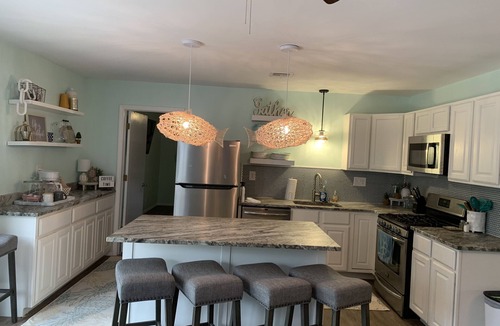 Pettit House | Gem on Lake Tenkiller with open floor plan and game room for kids/adults.