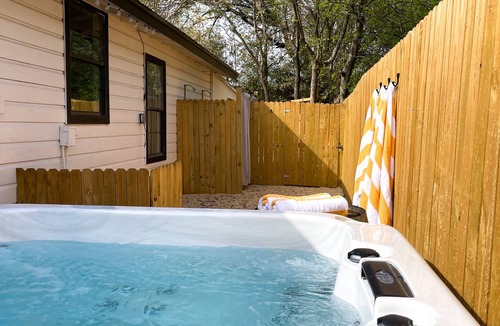 Kerrville House | *Get-Away by River Trail, Hot Tub, Fire Pit, Bikes, Grill