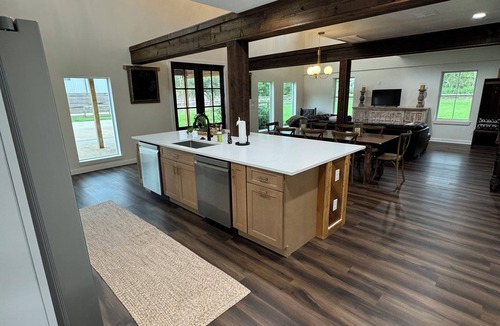 Alvin House | Giant Farmhouse in Santa Fe that sleeps 21