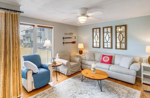 Diamondhead House | Golfer's Getaway! Modern Diamondhead Condo