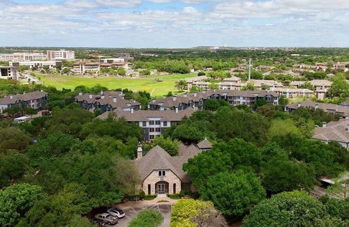 North Burnet Apartment | Gorgeous 2BR next to the Domain tinn