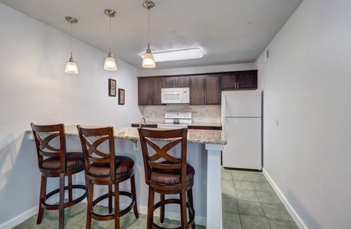 Bay Area Condo | Gorgeous 3-bedroom condo with AC in Corpus Christi and completely furnished