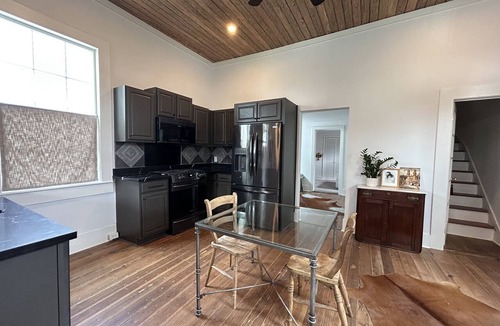East Carrollton House | Gorgeous, Fully Renovated two level shotgun in the University Area