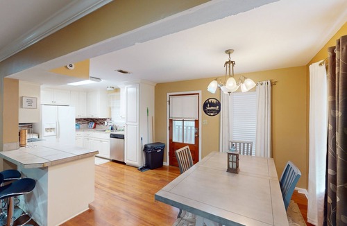 New Roads House | Gorgeous riverfront townhouse with balcony, boat dock & private W/D