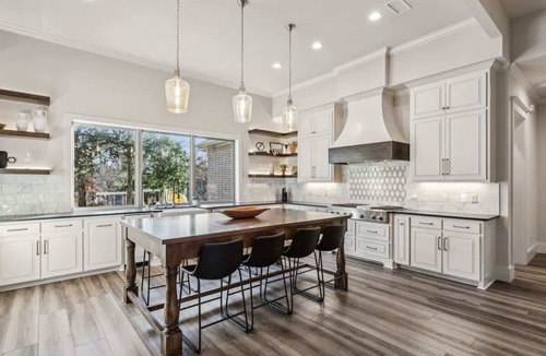 Flower Mound House | Grand Estate slps 22 near DFW w/Chefs Kitchen & Ensuite Bedrooms