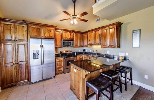 Grand Isle House | Grand Isle E: Pet friendly Detached Condo Easy Beach access