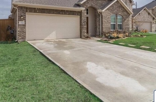Atascocita House | Great house with amazing neighborhood amenities. two Private rooms with one bath