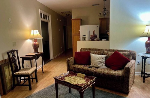 Mandeville House | Guest House - Cressy House B&B