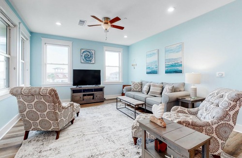 Red Fish Cove Condo | Gulf-view Pointe West condo with pools, hot tubs, central AC & washer/dryer